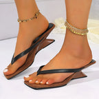 Chanclas de tacón con pezuña a la moda para mujer, sandalias con punta cuadrada y Clip para verano 2025, zapatillas de tacón medio de estilo de diseñador para mujer