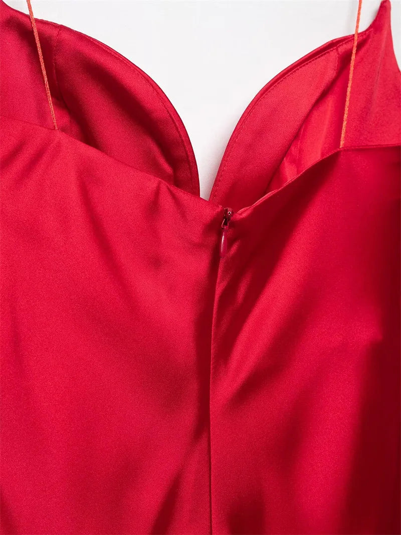 Vestido Rojo Satinado | Cuello en V y Cremallera Trasera | Tropical 2025