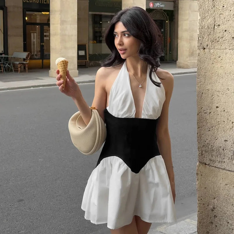 Vestido Corto Plisado con Patchwork