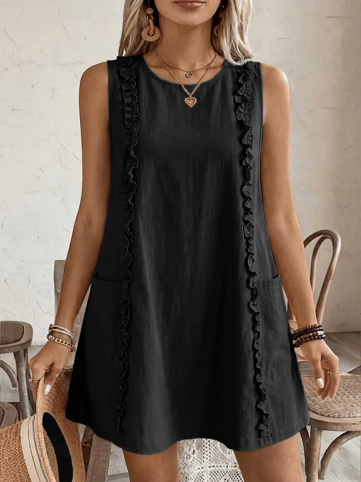 Vestido Corto Liso Sin Mangas con Bolsillos