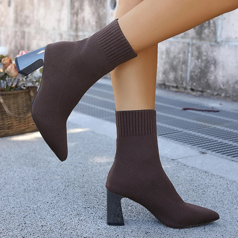 Botines Tejidos | Punta Fina y Tacón Grueso | Estilo Tico Elegante