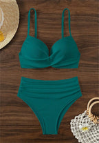 Bikini con Tirantes Finos y Cuello en V - Cintura Alta Torcida