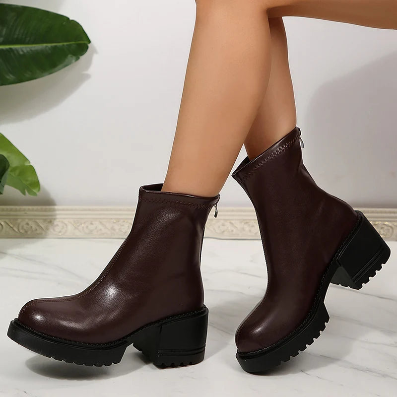 Botines de Tacón Grueso con Plataforma y Cremallera de Moda