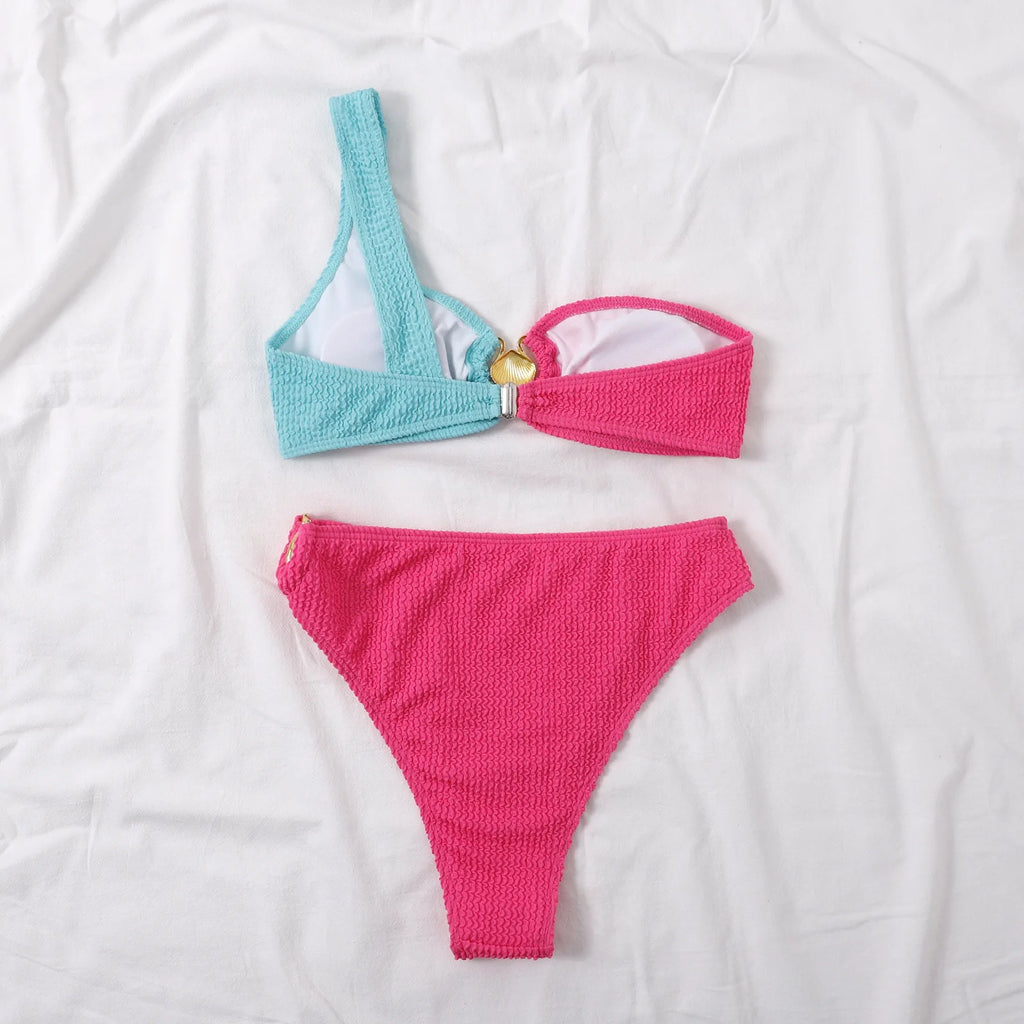 Bikini de Dos Piezas con Concha - Top Sexy para Playas de Guanacaste