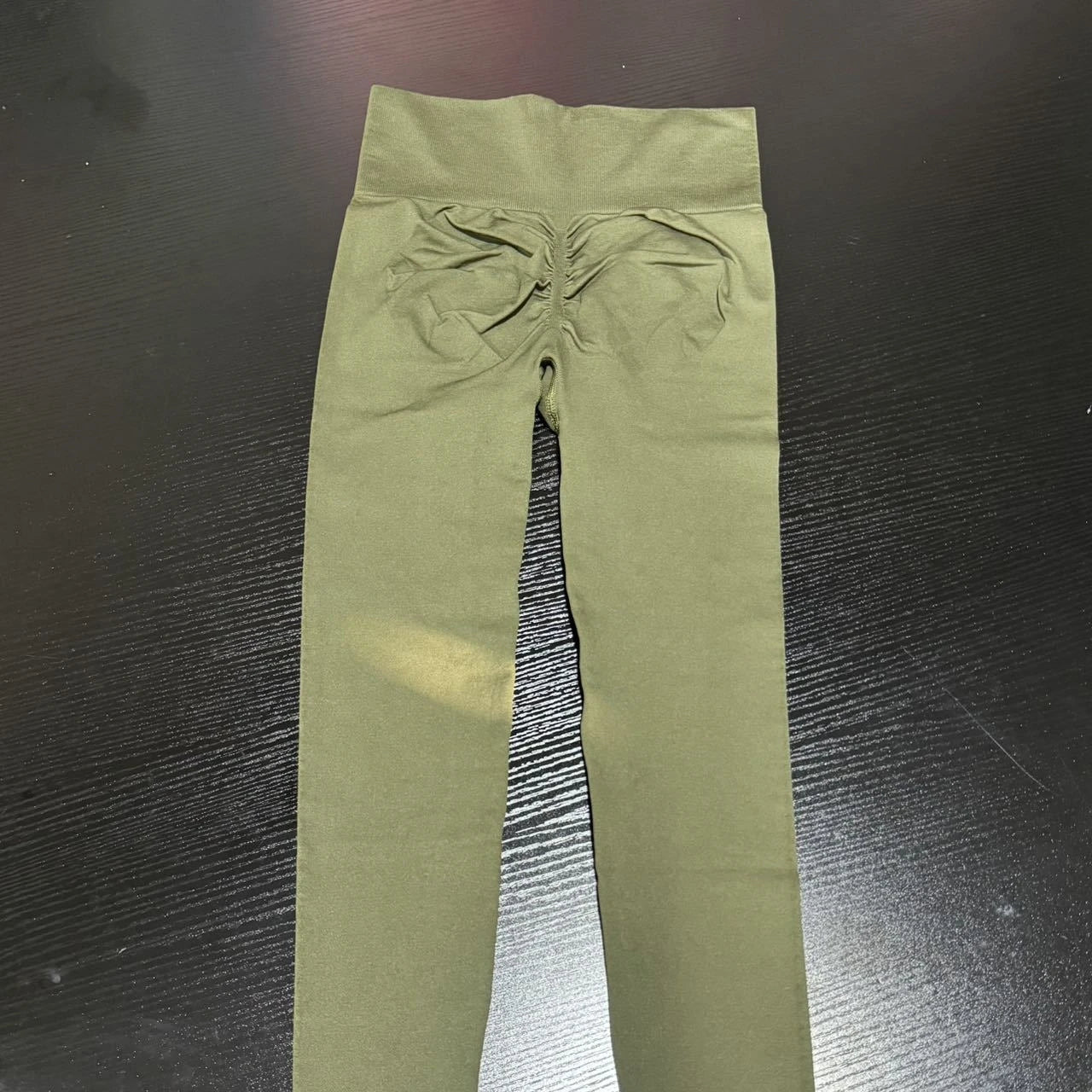 VEQKING, pantalones de Yoga de cintura alta para mujer, mallas deportivas sin costuras para realzar la cadera, mallas elásticas sólidas de realce para gimnasio, pantalones de entrenamiento para Fitness