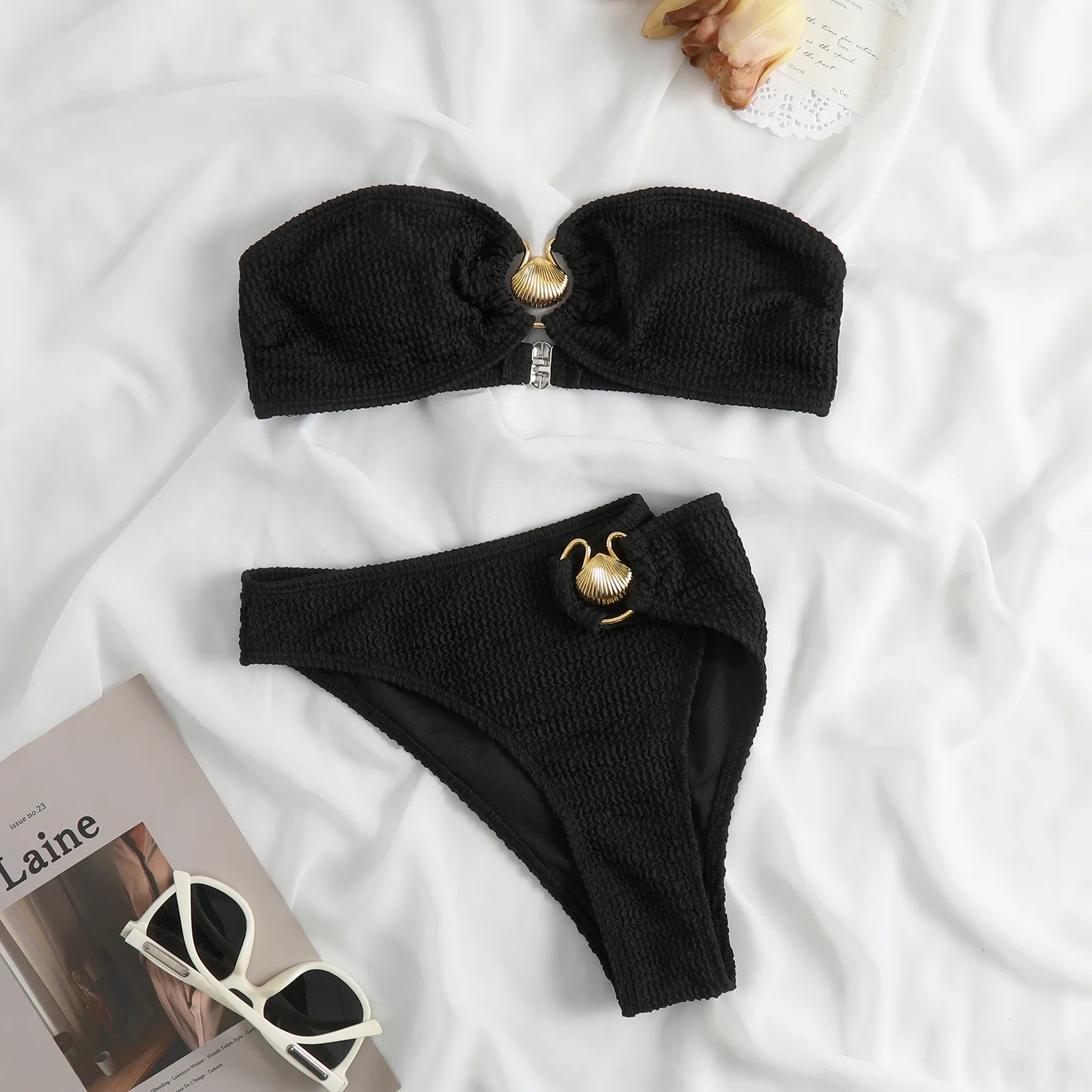 Bikini de Dos Piezas con Concha - Top Sexy para Playas de Guanacaste