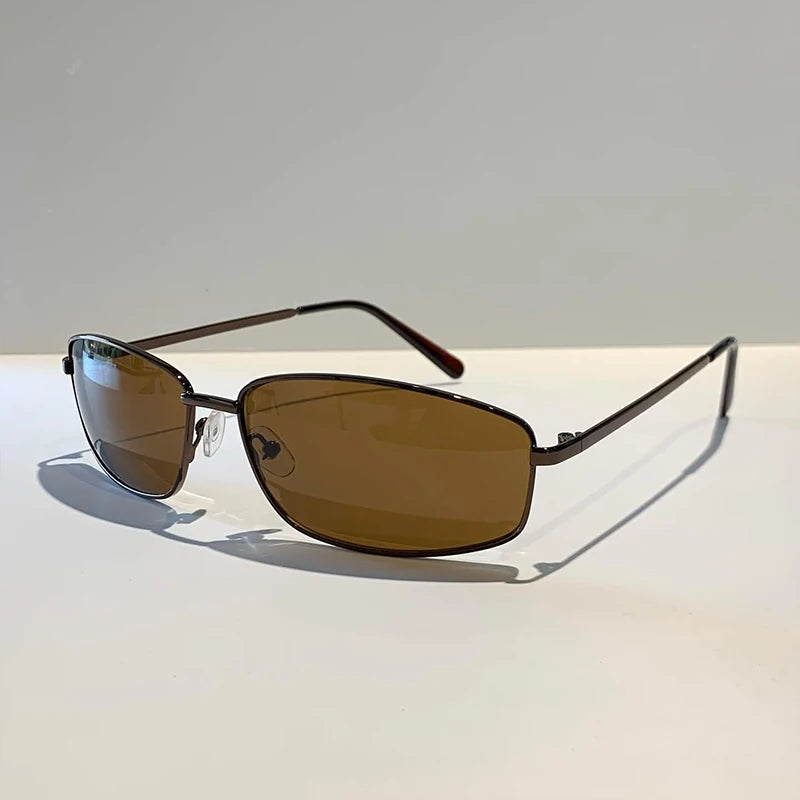 Gafas de Sol Y2K para Mujer Estilo Vintage Punk con Marco Metálico