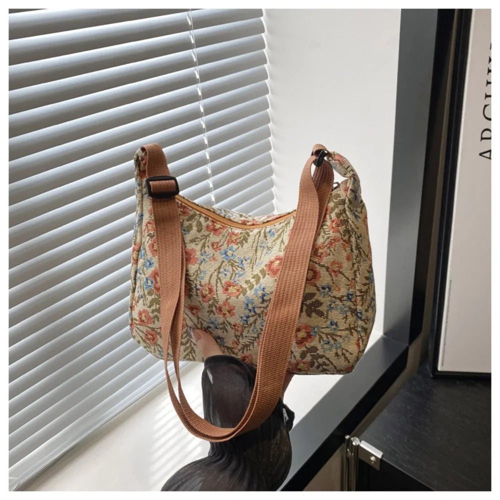 Bolso Bandolera Vintage Media Luna con Estampado Floral y Textura para Mujer