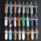 Venta al por mayor, 24 unids/lote, calidad de moda, surtido de piedra natural, dijes de pilar mezclados, colgantes y collares de chakra para hacer gratis