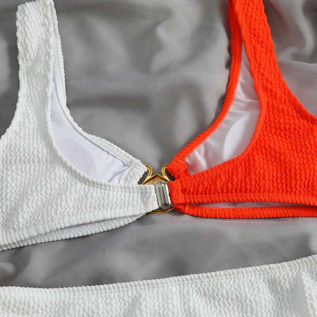 Bikini de Dos Piezas con Concha - Top Sexy para Playas de Guanacaste
