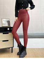 Leggings Cuero PU Polar Otoño Invierno | Empalmado Ajustado Sexy Rojo | Alta Elasticidad Cálida | Ticotrendy