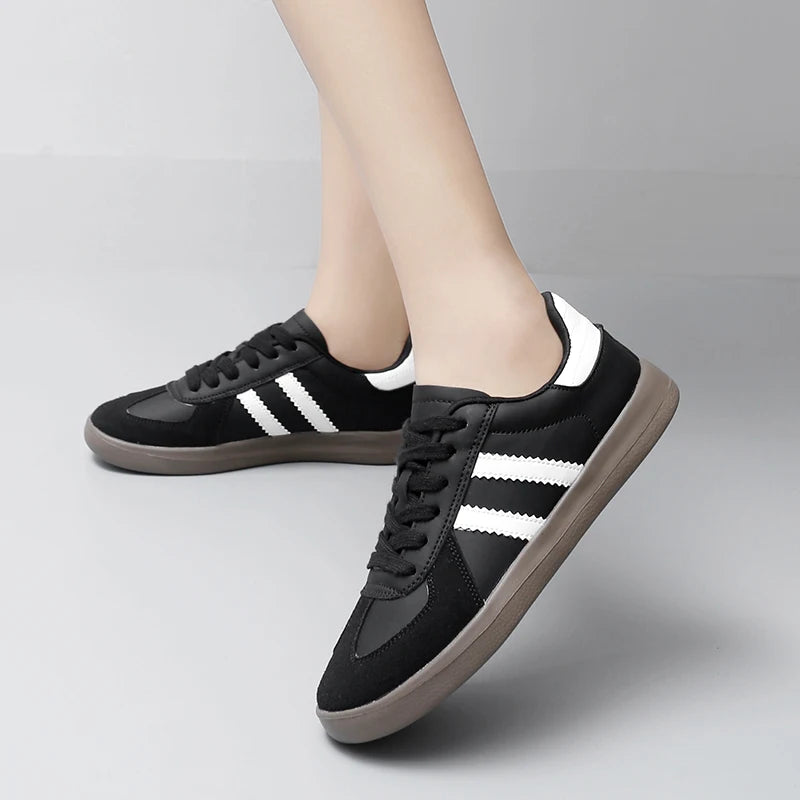 Zapatillas Deportivas de Cuero | Planas e Informales | Tallas 42-44