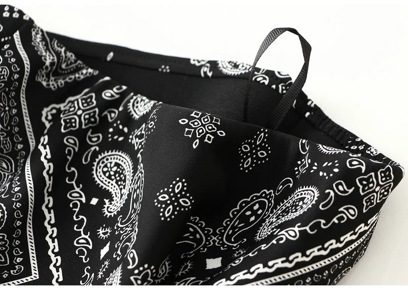 Falda Vintage de Satén | Estampado Floral Elegante