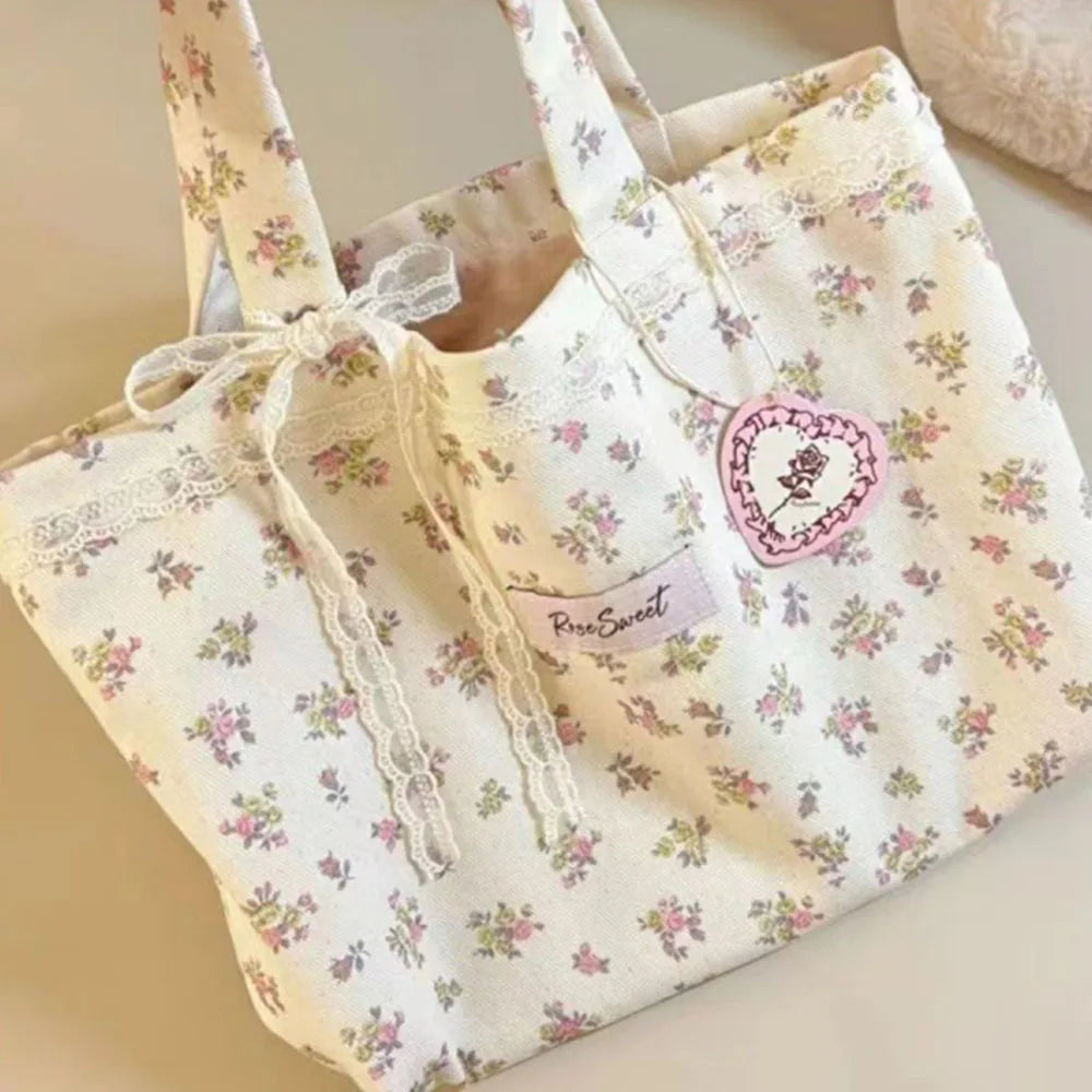 Bolso Tote de Lona Grande con Estampado Floral, Lazo de Encaje y Bordado