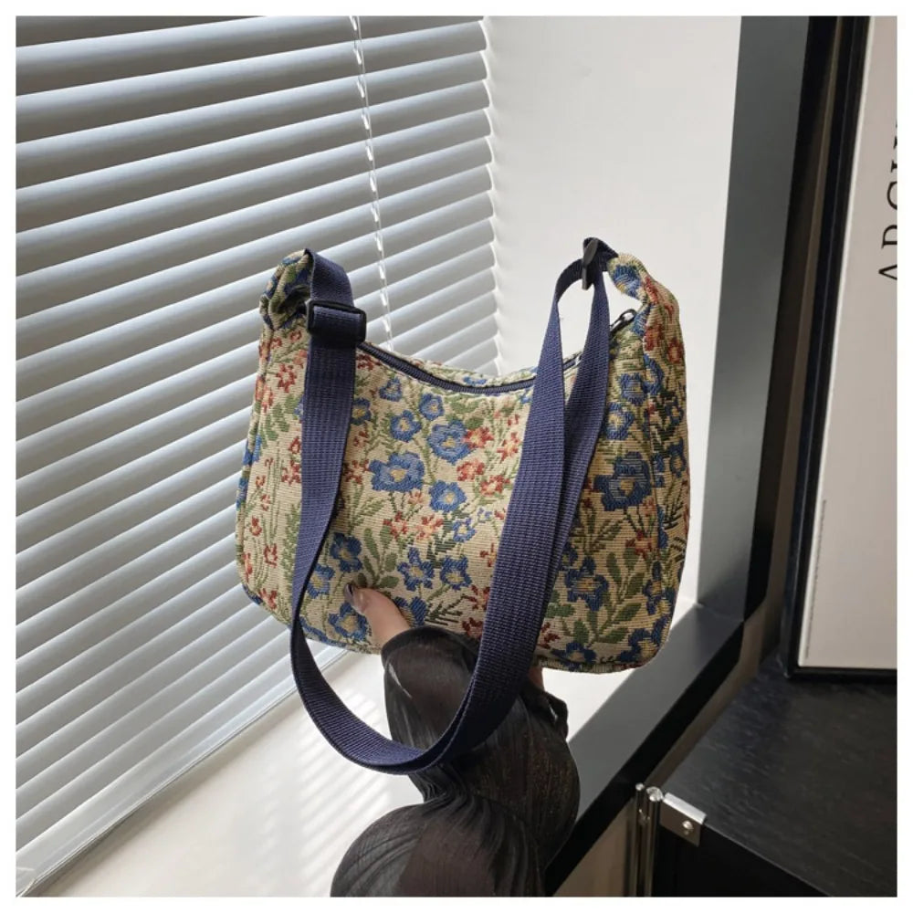 Bolso Bandolera Vintage Media Luna con Estampado Floral y Textura para Mujer