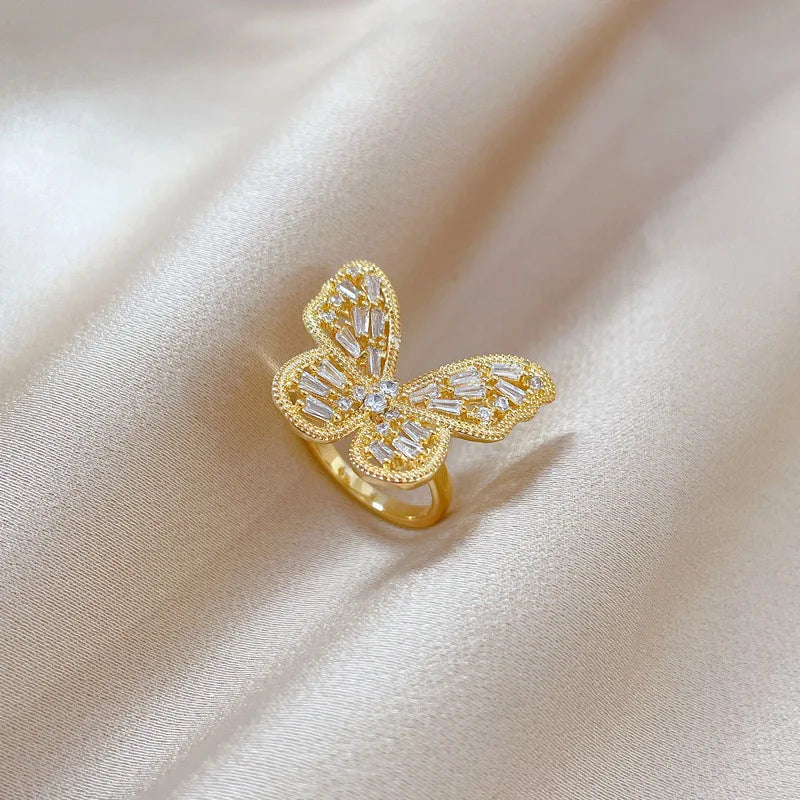 Anillos de cobre de mariposa de circón brillante de lujo para mujeres y niñas, anillo abierto ajustable para dedo, accesorios de fiesta diarios, regalos para amigos