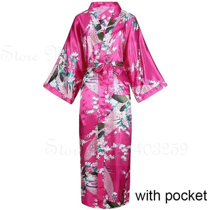 Bata Kimono Pavo Real y Flores | Talla Grande | Tico Trendy