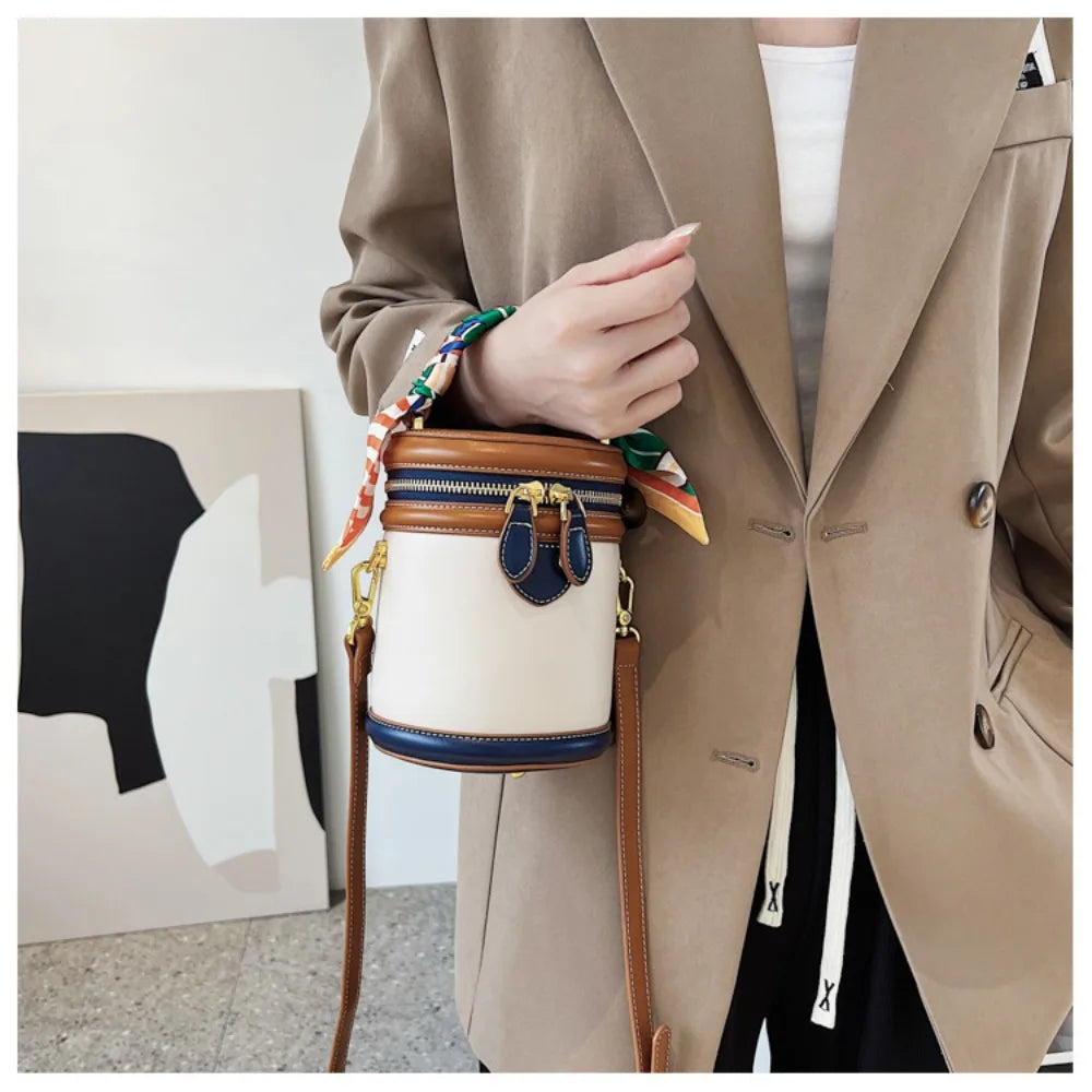 Exquisito bolso tipo cubo de cuero PU para mujer, nuevo cilindro, bolso de mano portátil, bolso de hombro tipo bandolera de gran capacidad para compras de viaje