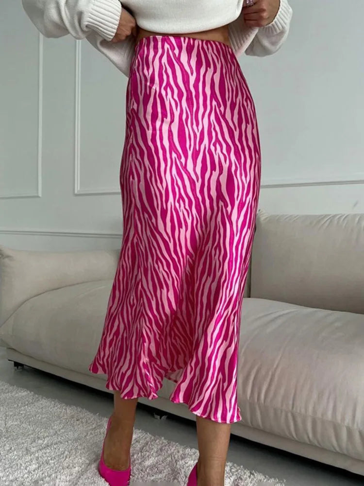 Falda Larga De Satén Con Estampado De Leopardo Elegante