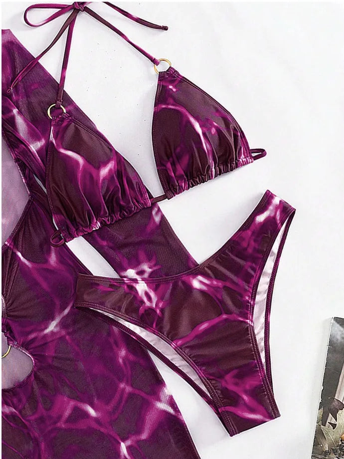Conjunto de Tres Piezas - Bikini y Cover Up para la Arena