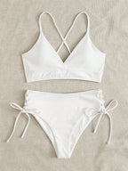 Bikini con Cordones y Cuello en V Profundo - Triangulares