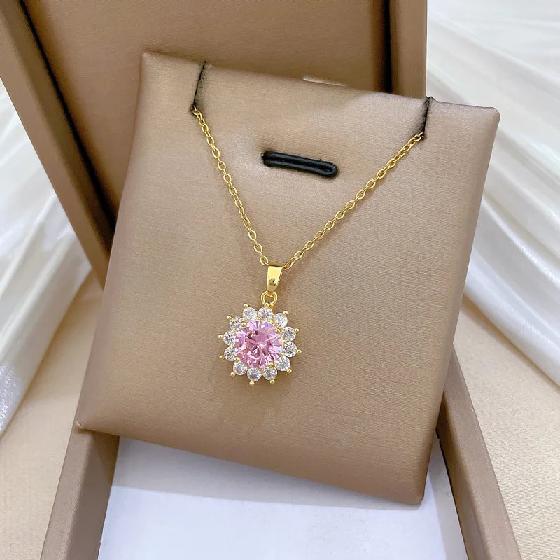 Collar Flor Circón Rosa ∣ Cadena Acero Inoxidable ∣ Lujo Simple Femenino