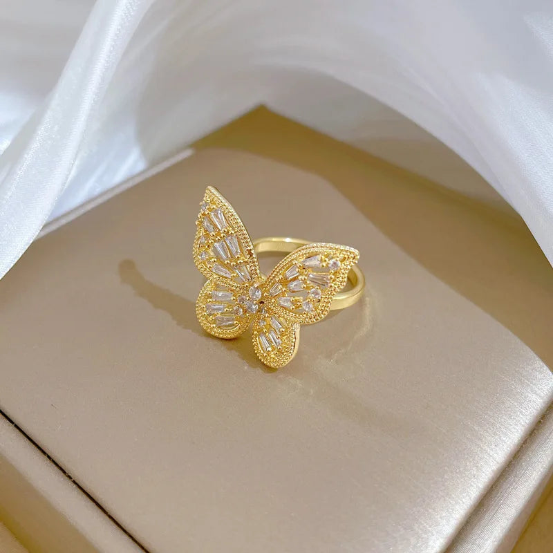 Anillos de cobre de mariposa de circón brillante de lujo para mujeres y niñas, anillo abierto ajustable para dedo, accesorios de fiesta diarios, regalos para amigos