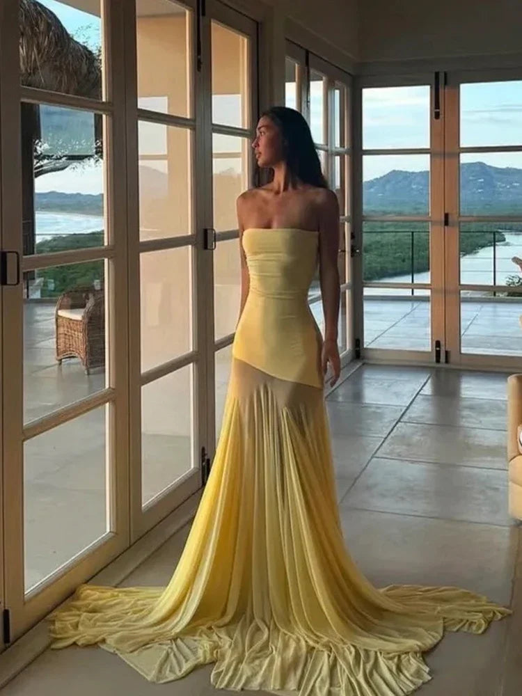 Vestido Patchwork Transparente 2025 | Plisado sin Tirantes | Espalda Descubierta | Banquete