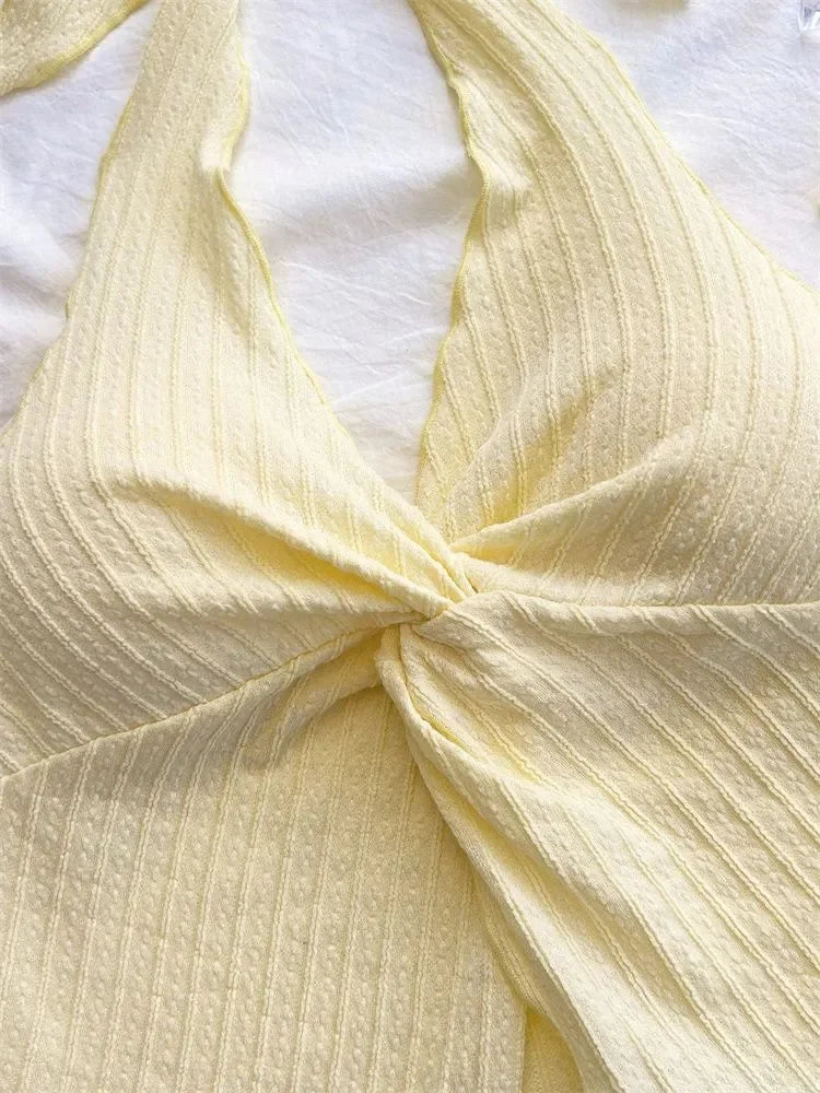 Top amarillo con cuello en V y cuello Halter para mujer, ropa Y2K de verano, Top corto Sexy sin mangas y espalda descubierta, ropa de calle