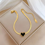 Pulseras con dijes de corazón de amor negro Simple para mujeres y niñas, cadena de serpiente gruesa de moda, accesorios de mano, joyería, regalos de cumpleaños