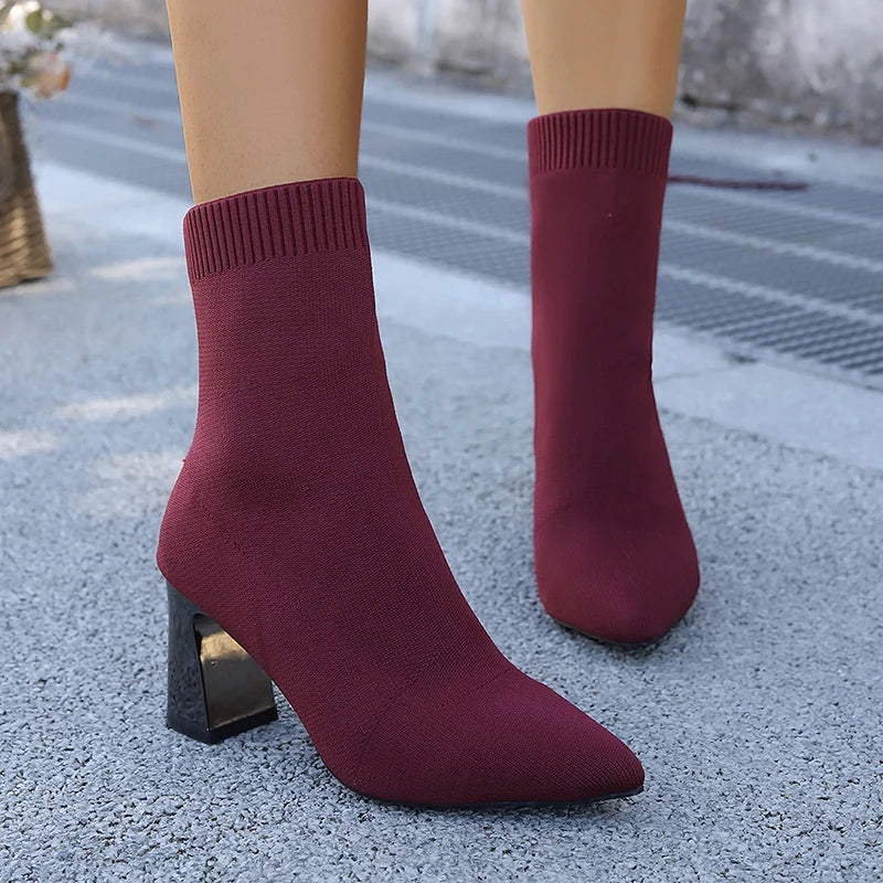 Botines Tejidos | Punta Fina y Tacón Grueso | Estilo Tico Elegante