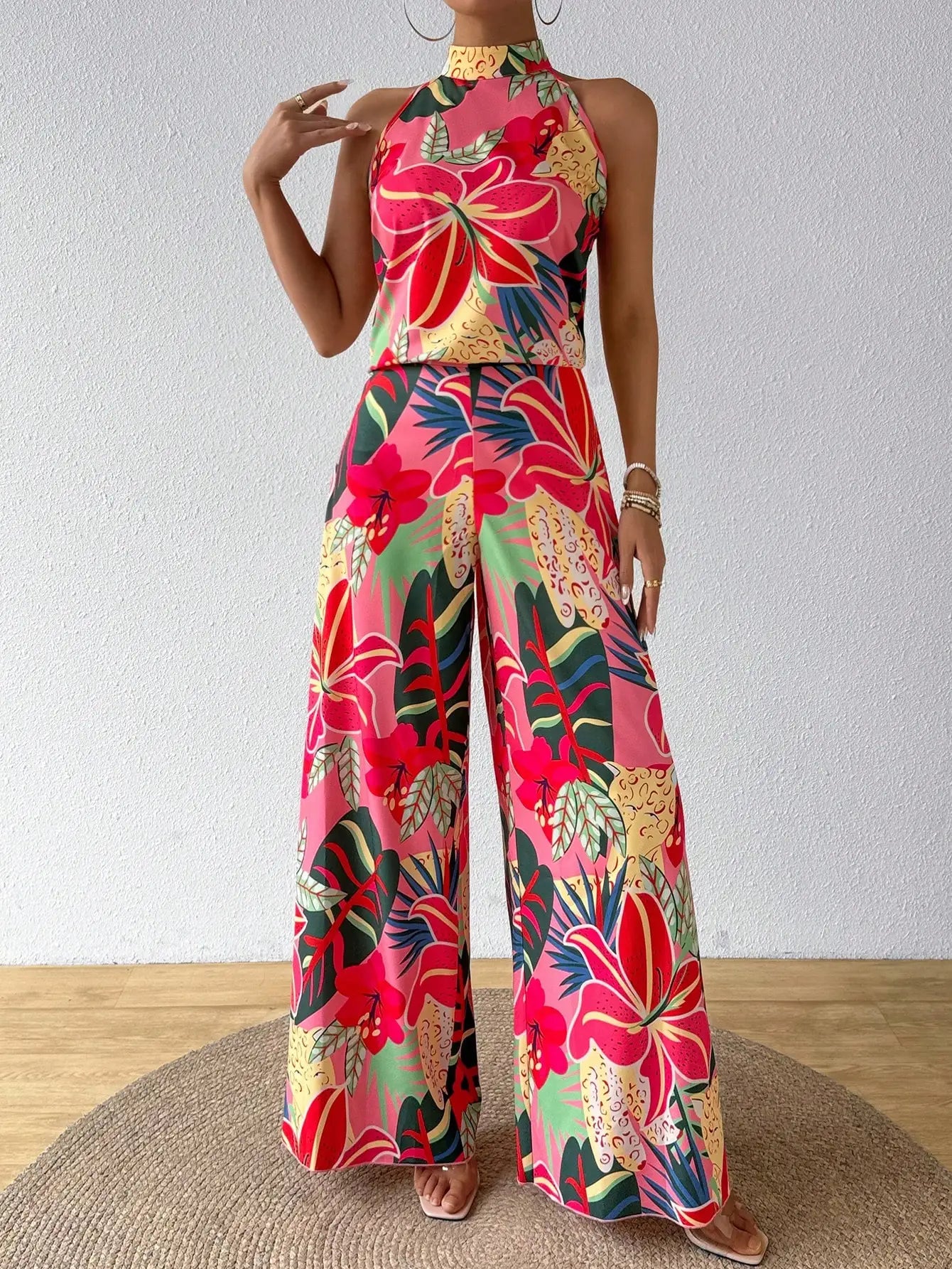 Conjuntos de señora para mujer Halter rosa sin espalda Floral sin plantas conjuntos cortos conjunto de dos piezas para mujer más vendido
