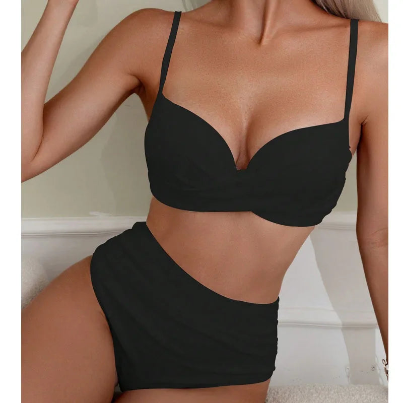 Bikini con Tirantes Finos y Cuello en V - Cintura Alta Torcida