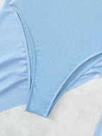 Bañador de Una Pieza Halter Recortado con Falda - Estilo Sexy y Monocromático