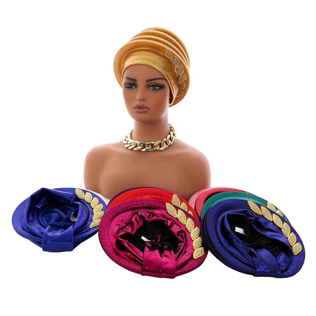 Boina Espiral con Hojas y Pedrería para Mujer