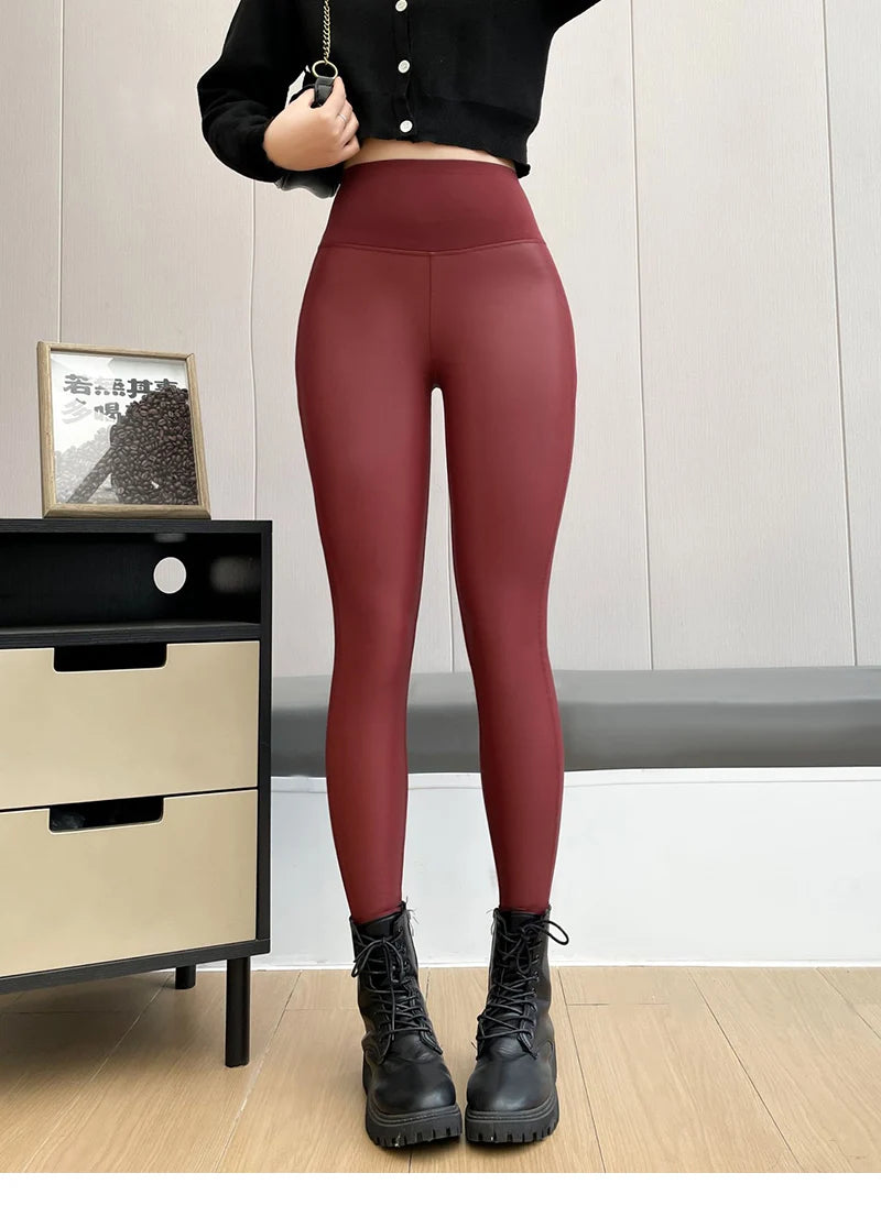 Leggings Cuero PU Polar Otoño Invierno | Empalmado Ajustado Sexy Rojo | Alta Elasticidad Cálida | Ticotrendy