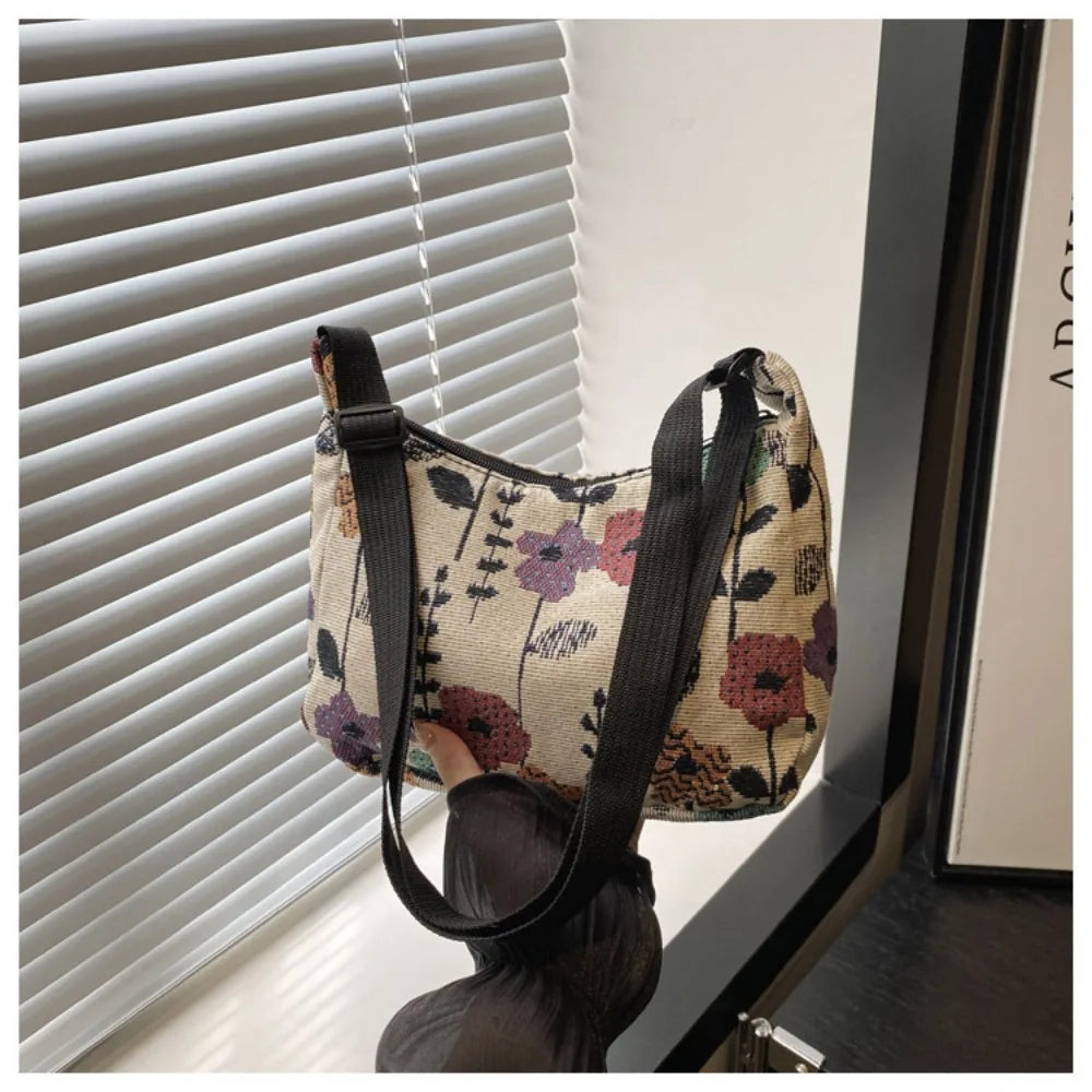 Bolso Bandolera Vintage Media Luna con Estampado Floral y Textura para Mujer