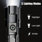 Linterna táctica LED de alto lumen con zoom ajustable y 3 modos de luz. Recargable, ideal para camping, senderismo y emergencias