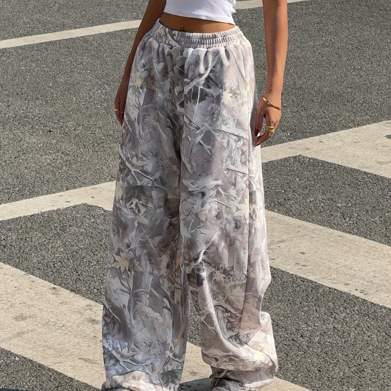 Pantalones Jogger Estampado Floral | Corte Holgado Otoño Invierno | Ticotrendy
